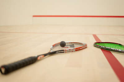 Squashschläger in Tignespace